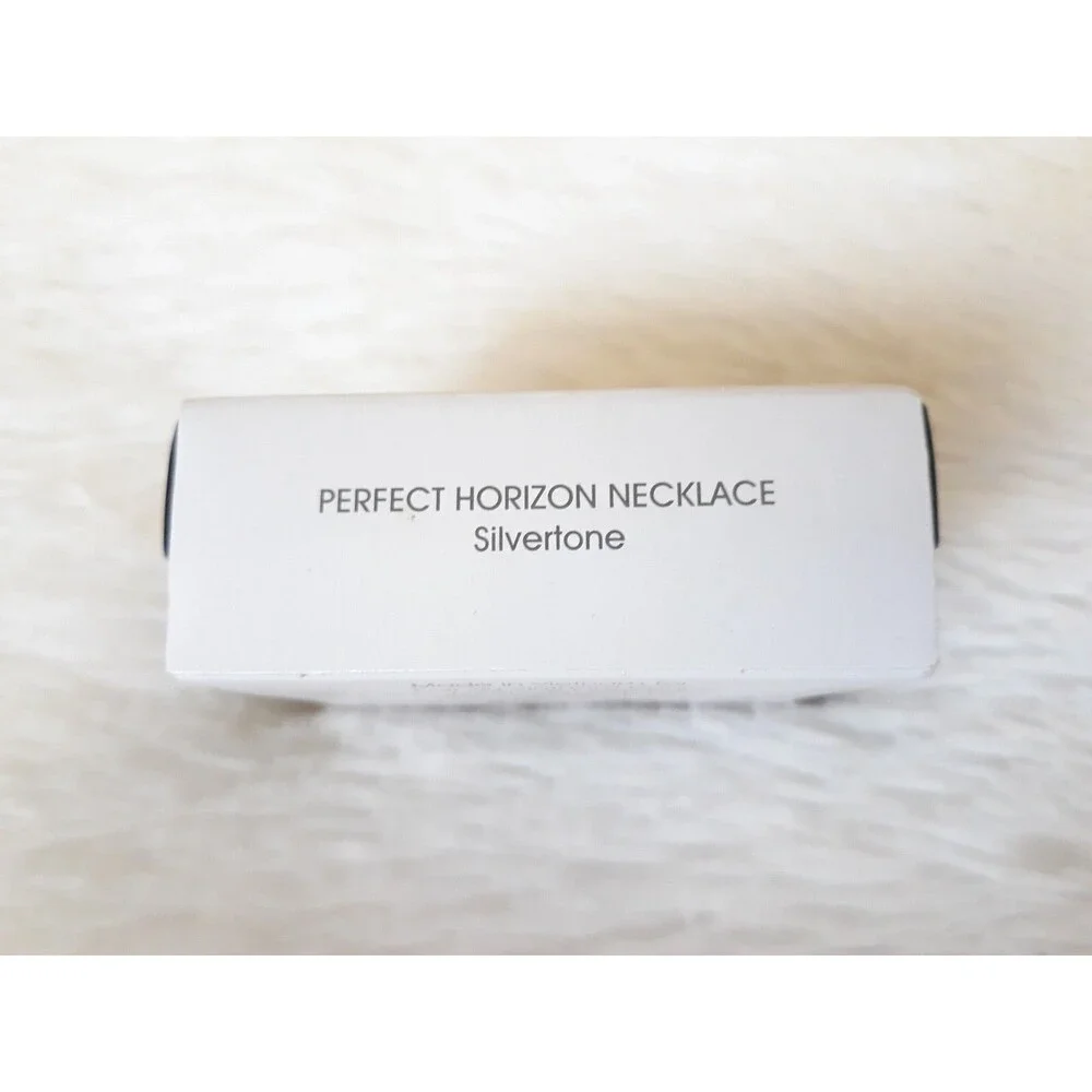 Avon perfect horizon